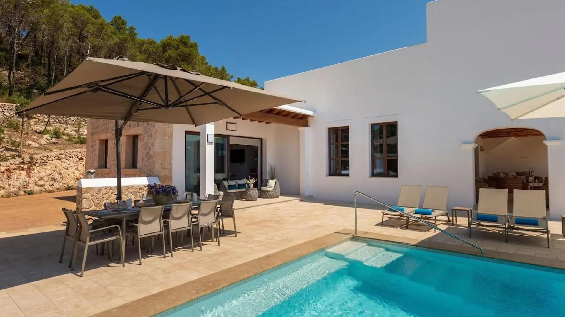Holiday Home With Children Play Area Santa Eularia des Riu İspanya